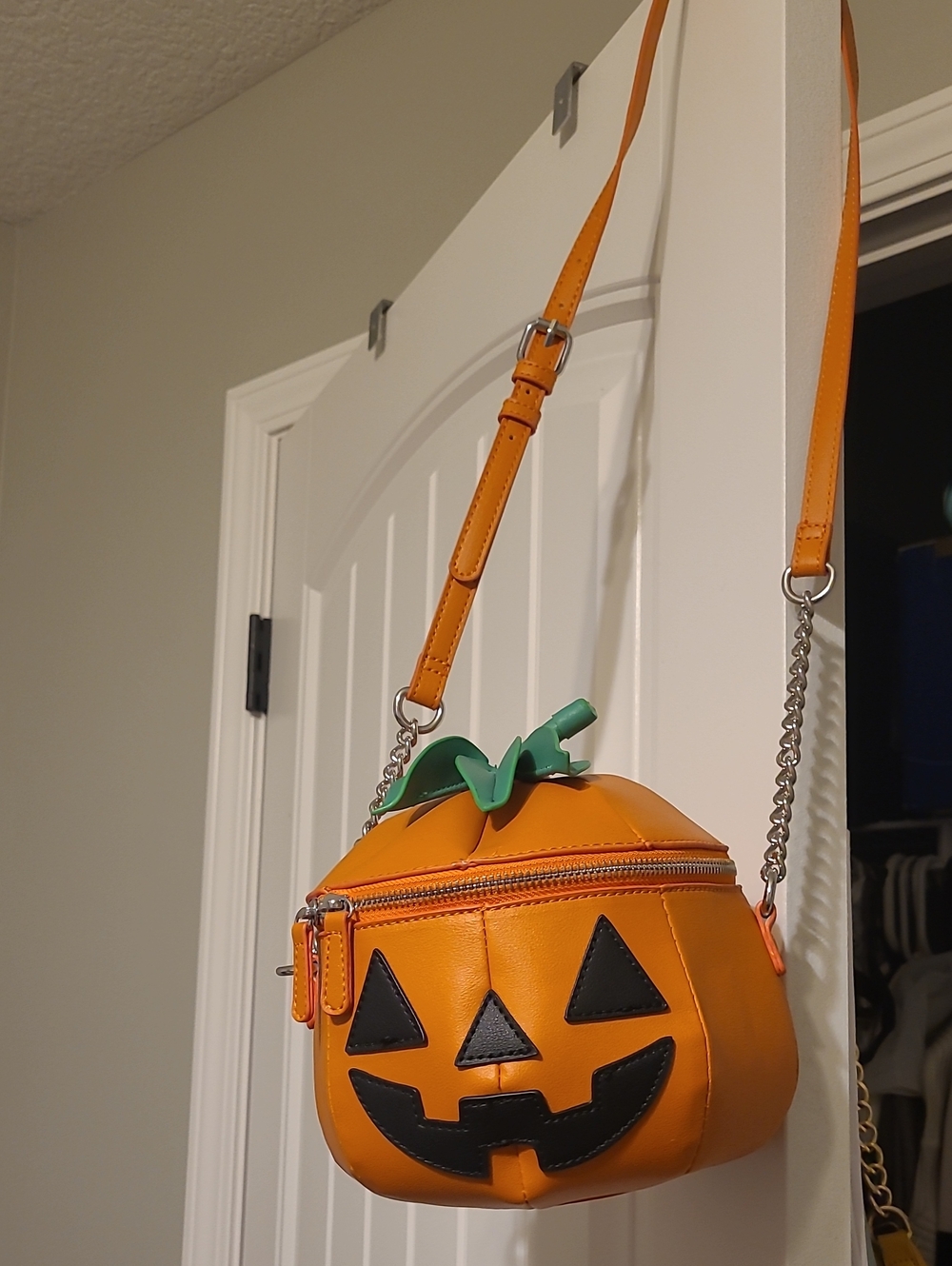 New Never Used - Jack-o-lantern Pumpkin Crossbody Purse for Halloween
